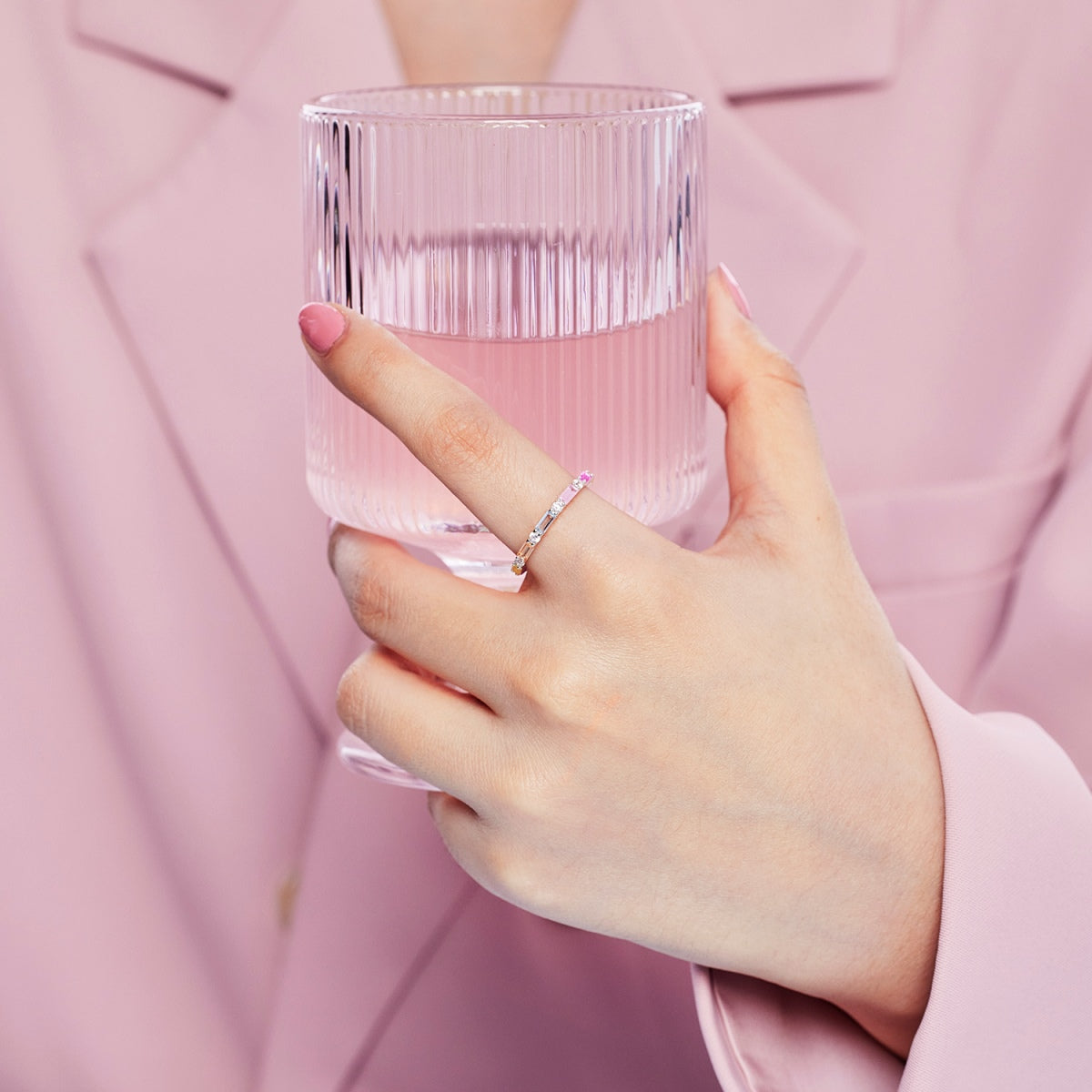 [Limara]Lively In Shades Elegant Radiant Cut Daily Ring