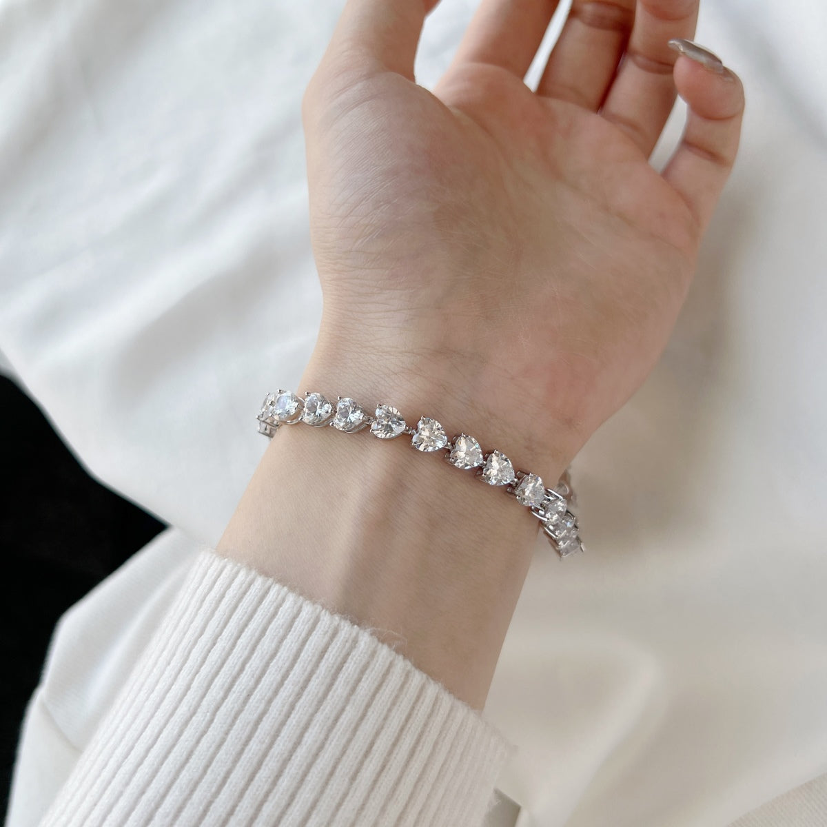 [Limara]0.75 Carat Elegant Romantic Heart Shape Lover Bracelet