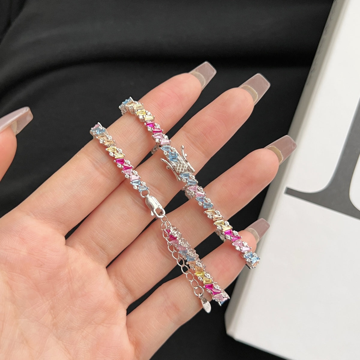 [Limara]Ornate Sparkling Multi Cut Party Bracelet
