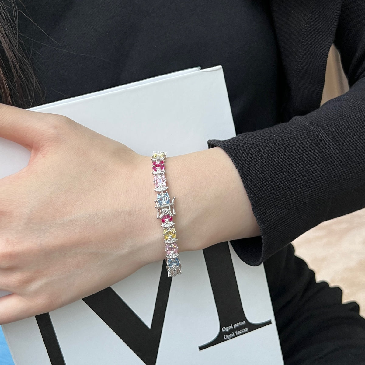 [Limara]Delicate Colorful Multi Cut Party Bracelet