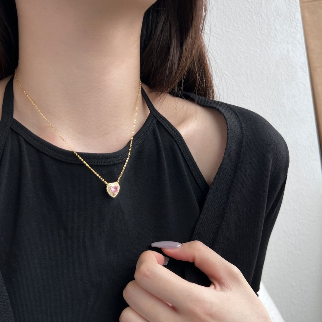 [Limara]Exquisite Heart Shape Necklace