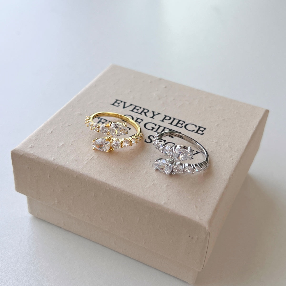 [Limara]Delicate Lively Snake Shape Daily Ring