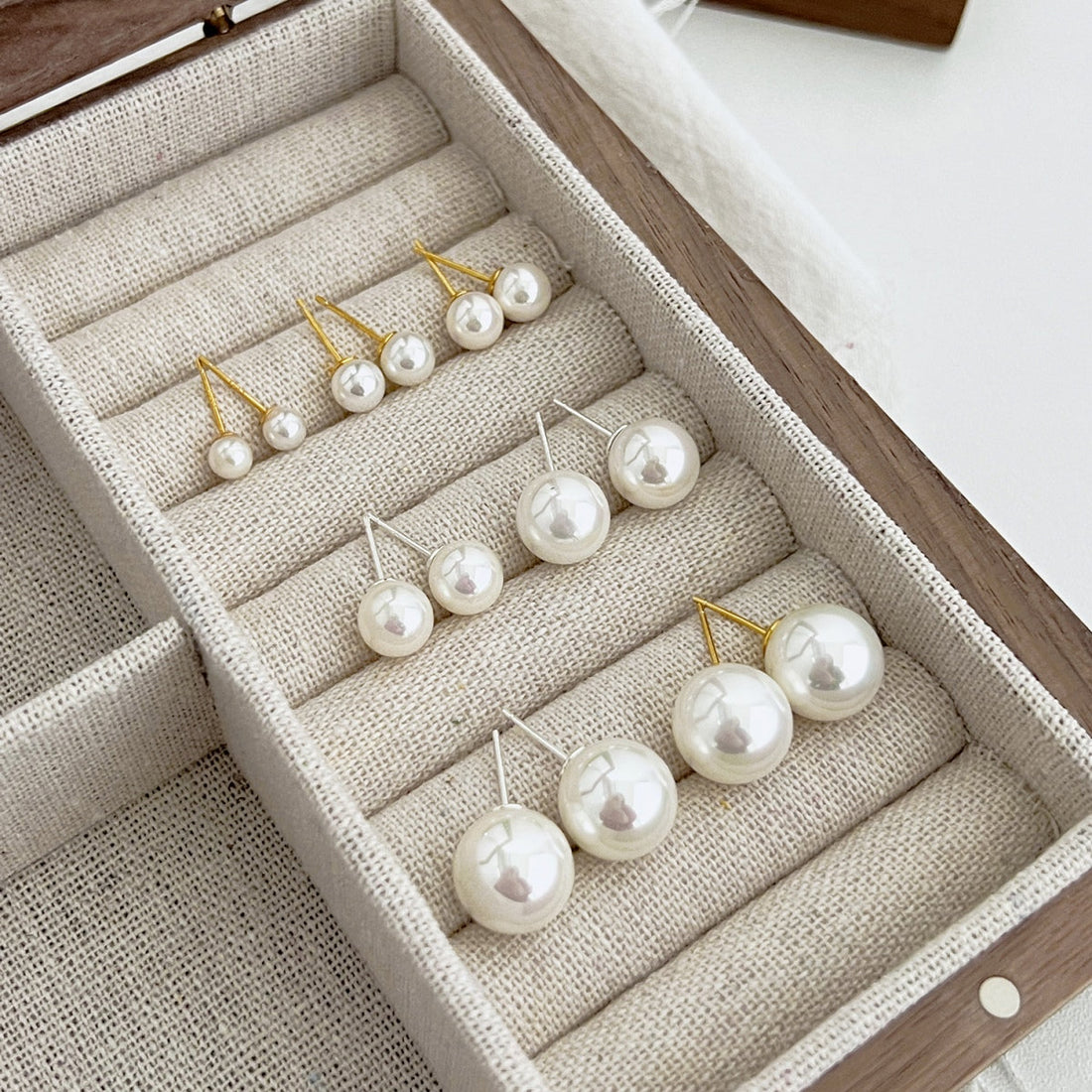 [Limara]Delicate Pearl Earrings