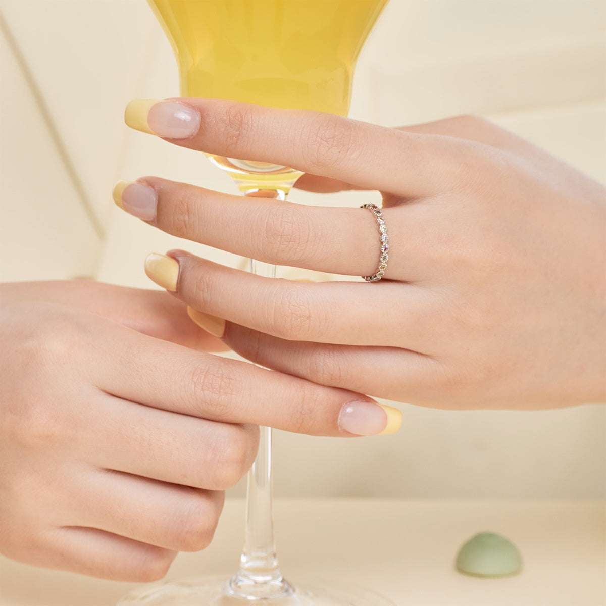 [Limara]Radiant Sparkling Round Cut Daily Ring