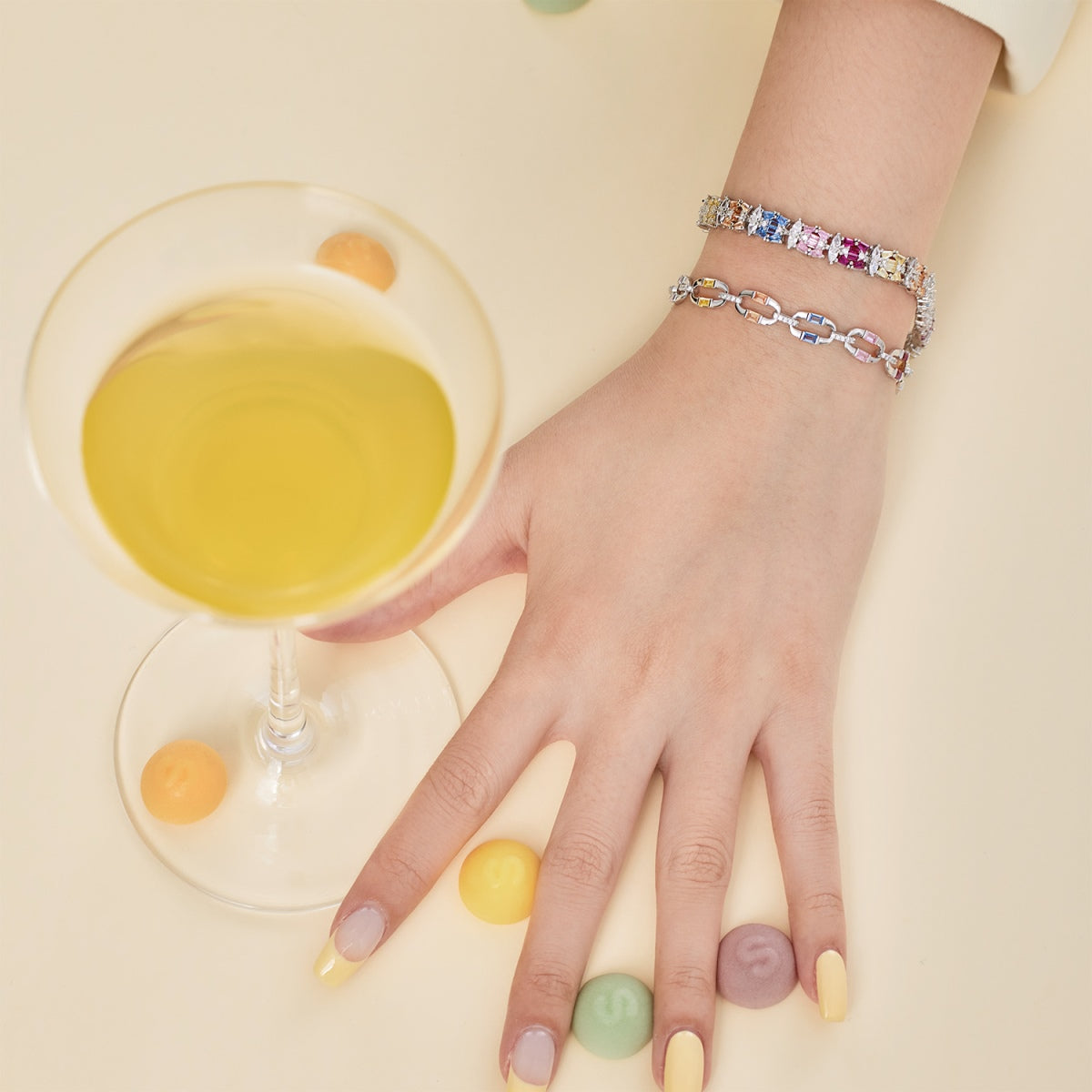 [Limara]Delicate Colorful Multi Cut Party Bracelet
