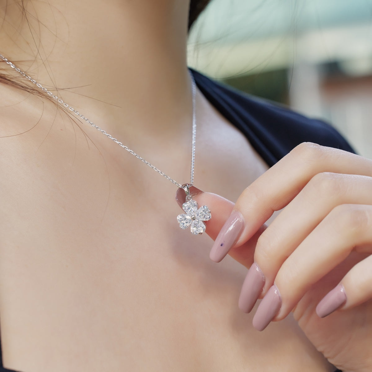 [Limara]Heart-Shaped Four-Leaf Clover Bead Necklace