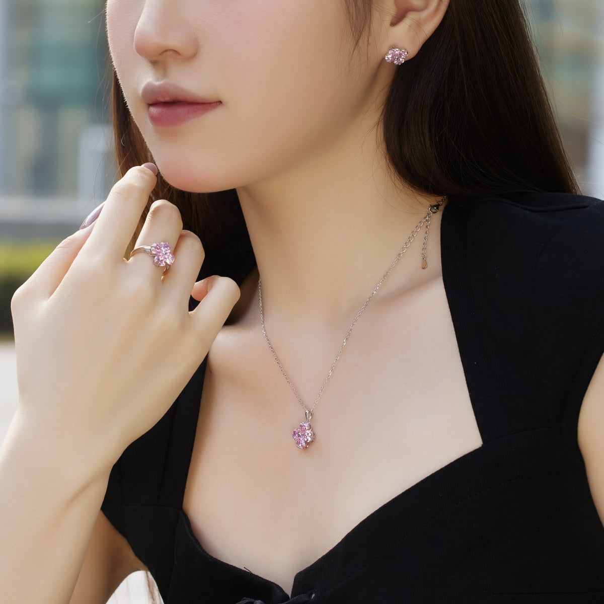 [Limara]Heart-Shaped Four-Leaf Clover Bead Necklace