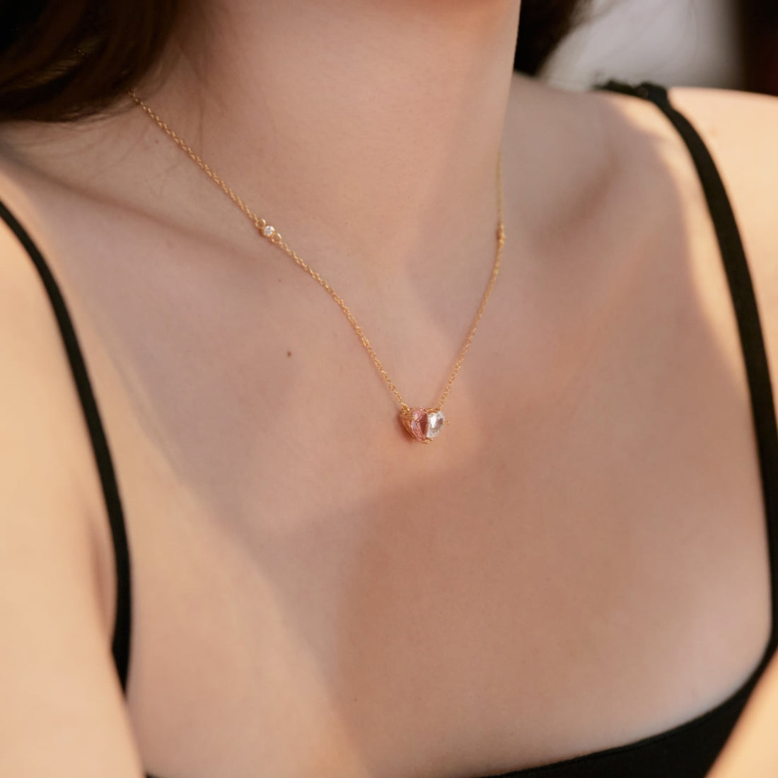 [Limara]Unique Heart Shape Necklace