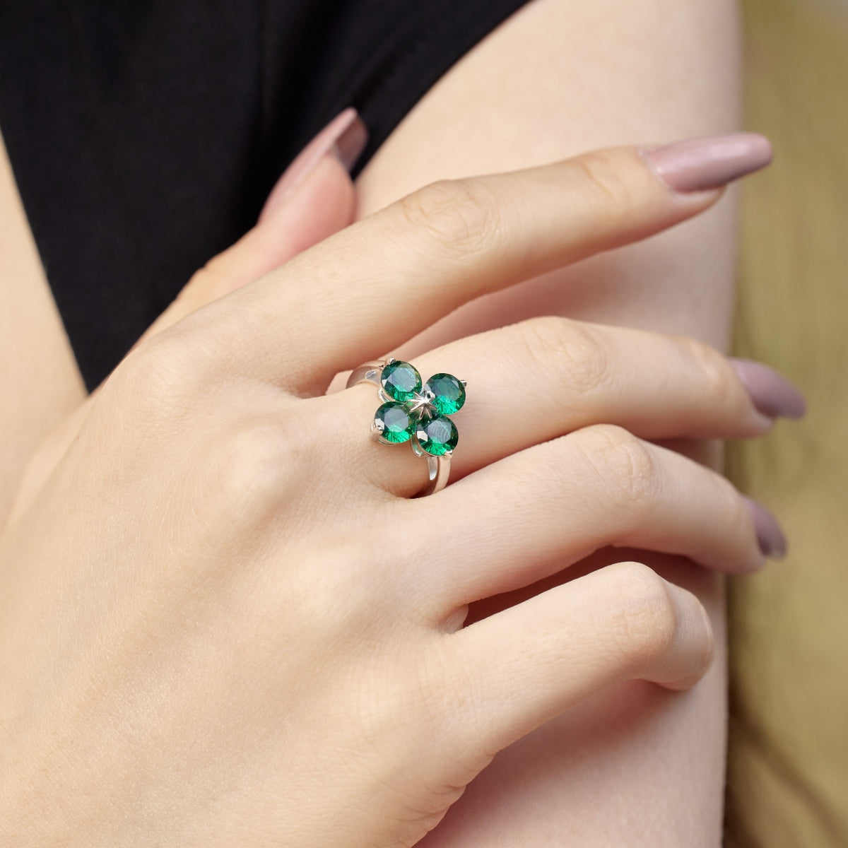 [Limara]Four-Leaf Clover Eight-Pointed Star Ring