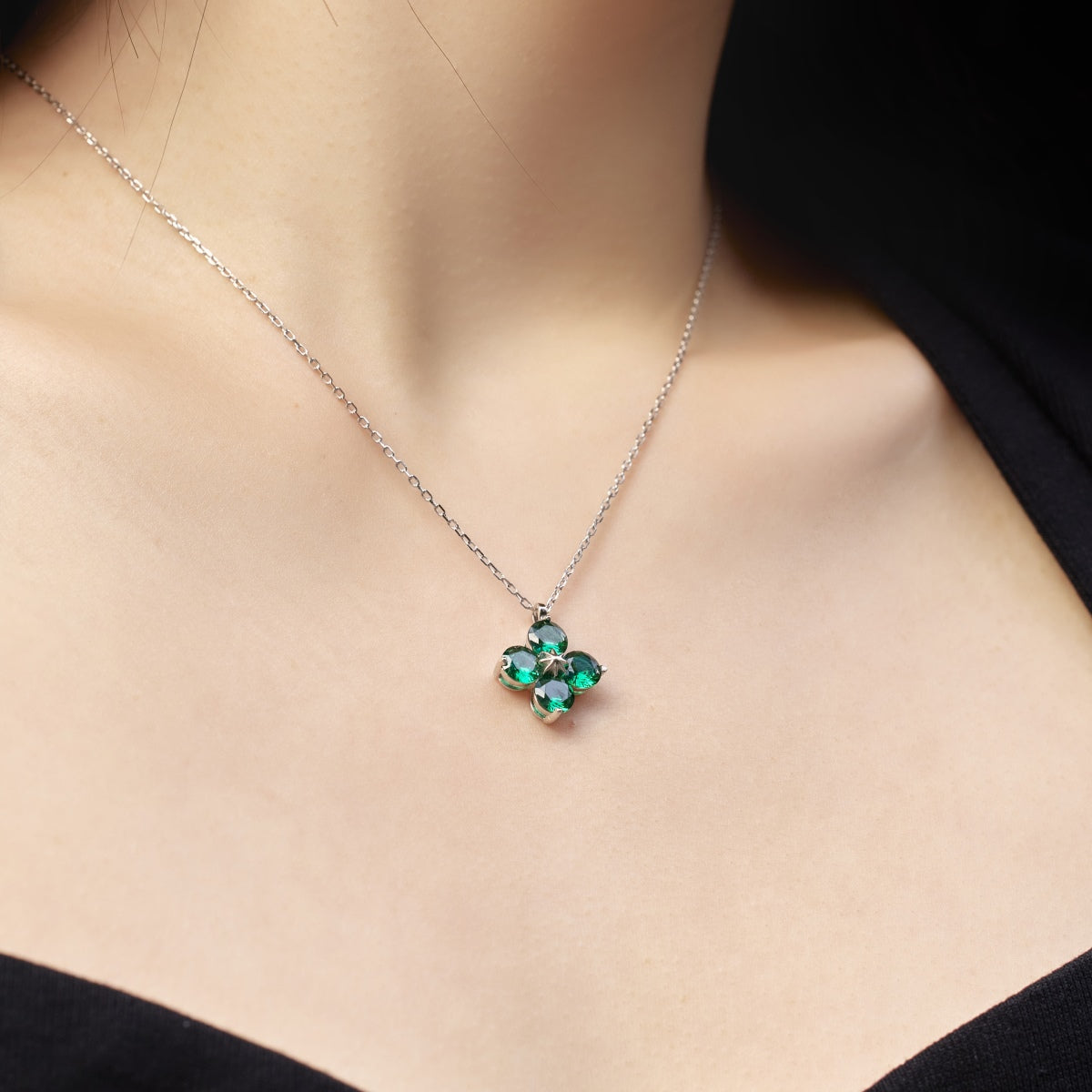 [Limara]Four-Leaf Clover And Eight-Pointed Star Necklace