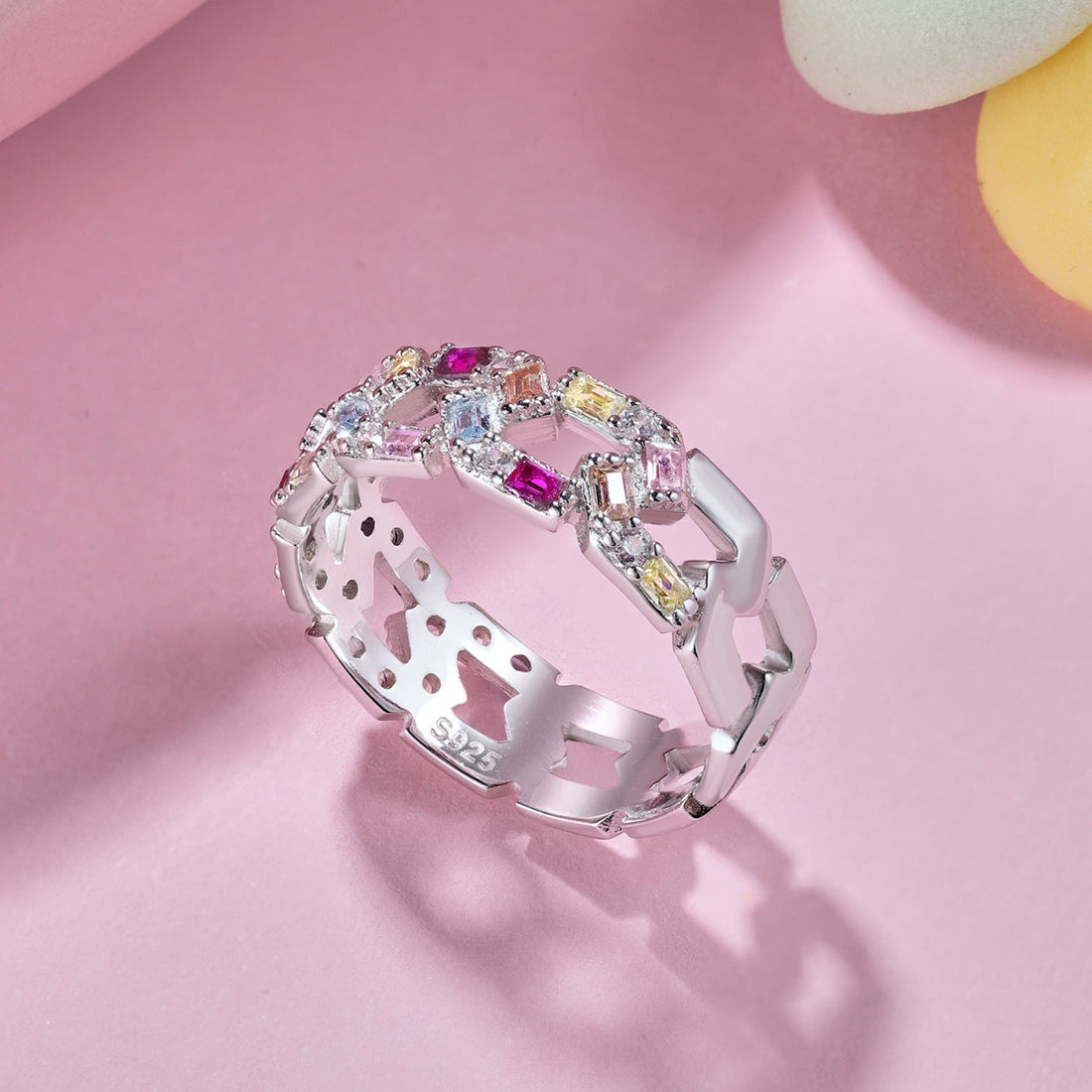 [Limara]Sparkling Vibrant Emerald Cut Daily Ring