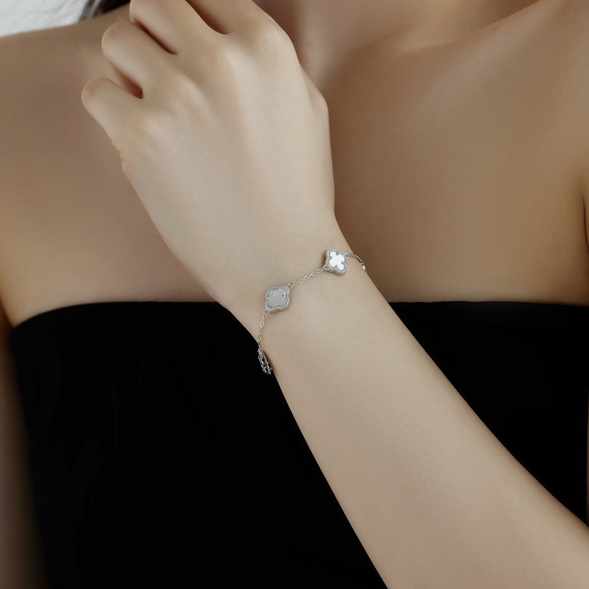 [Limara]Four-Leaf Clover Exquisite Bracelet
