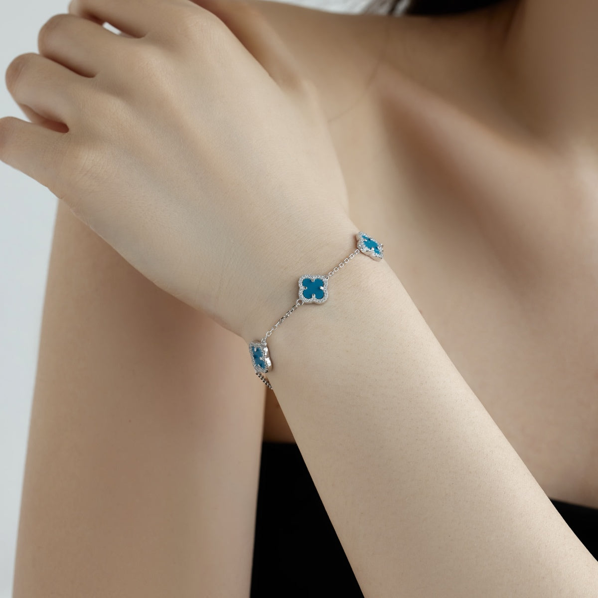 [Limara]Four-Leaf Clover Exquisite Bracelet