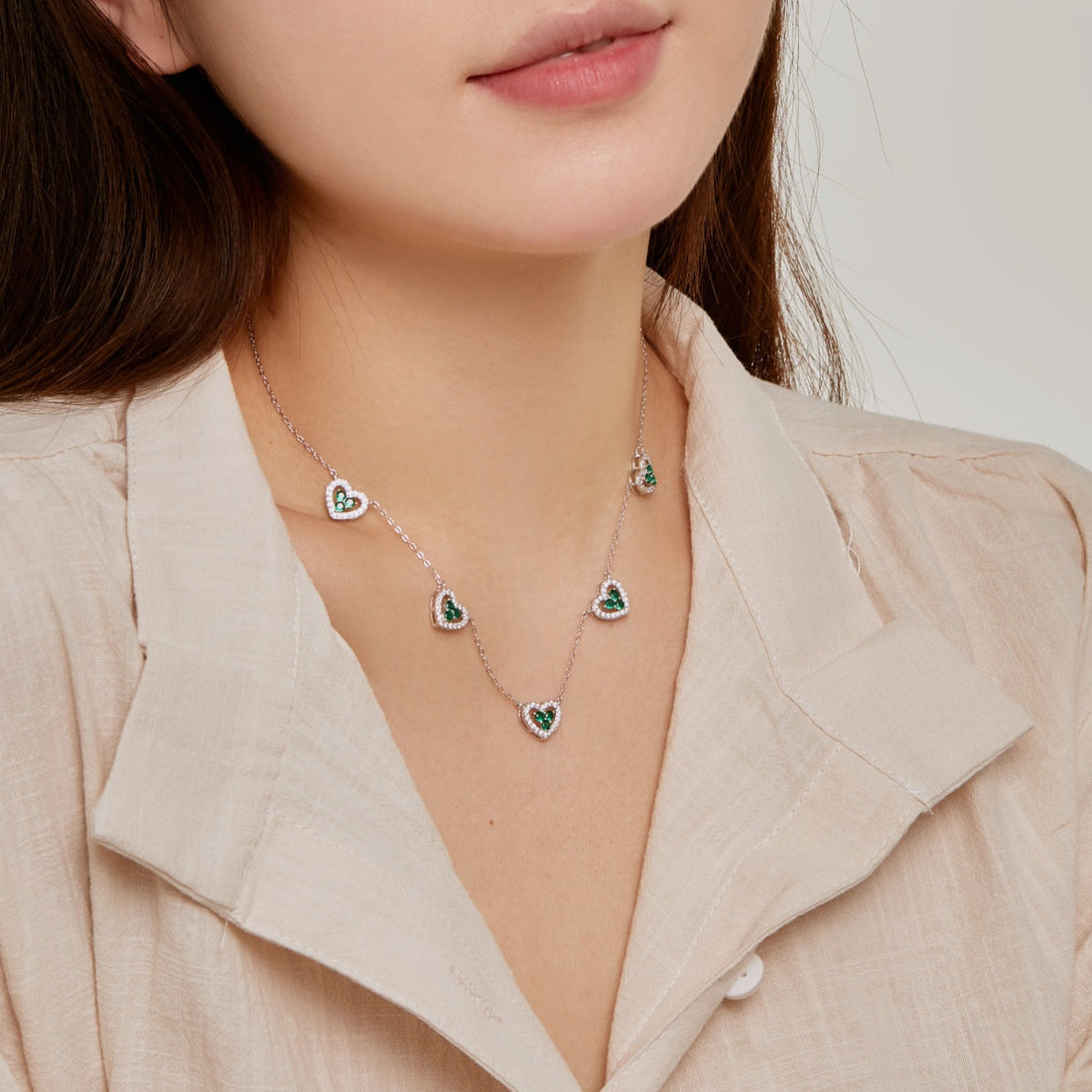 [Limara]Sparkling Five Heart Necklace