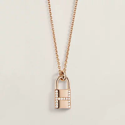 [Limara]HM ADVANCED NICHE LOCK HEAD NECKLACE DIAMONDS