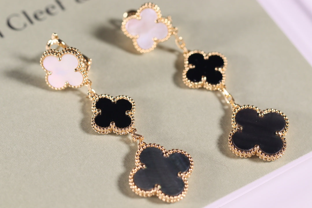 [Limara]CLOVER EARRINGS GOLD ONYX MOP 3 MOTIF