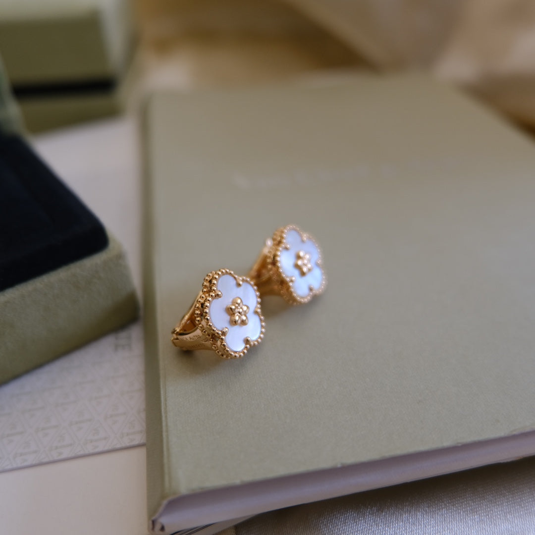 [Limara]LUCKY PINK GOLD WHITE MOP EARRINGS