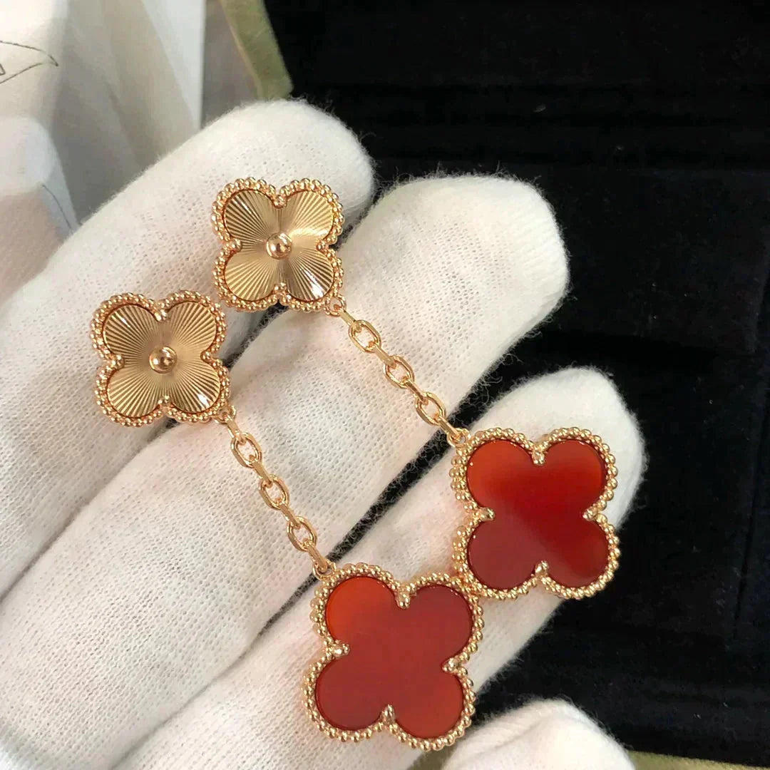 [Limara]CLOVER 2 MOTIF  LASER CARNELIAN EARRINGS