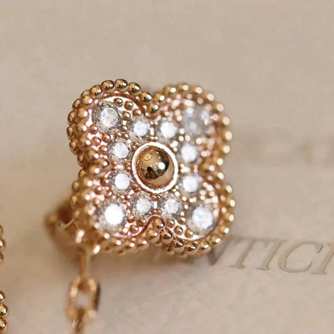 [Limara]CLOVER MEDIUM 1 MOTIFS FUll DIAMOND EARRINGS