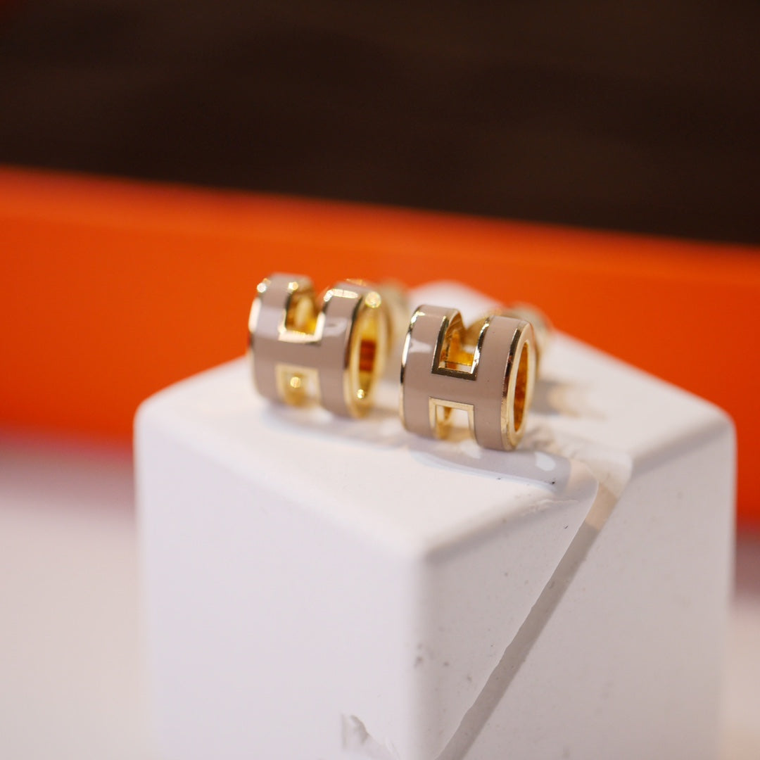 [Limara]MINI POP H GOLD EARRINGS GREY