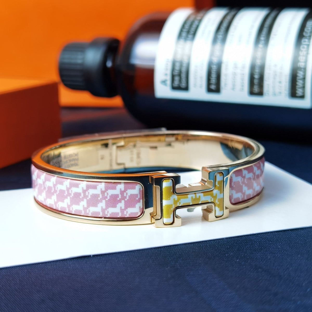 [Limara]H HORSE BRACELET 12MM