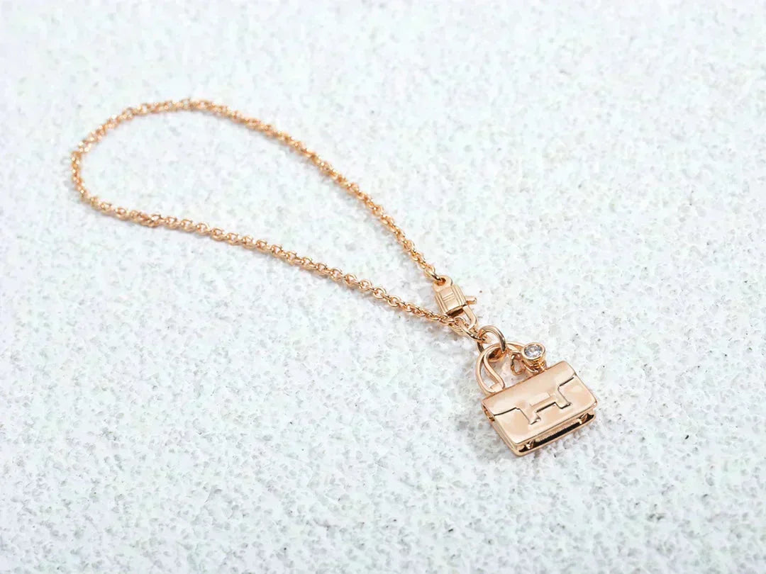 [Limara]AMULETTE PEDANT ROSE GOLD NECKLACE