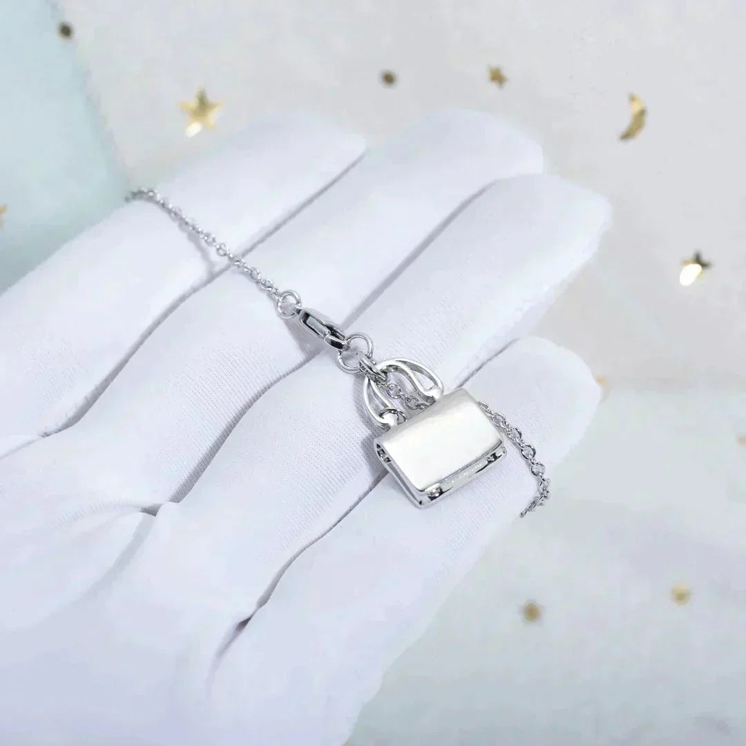 [Limara]AMULETTE PEDANT SILVER NECKLACE