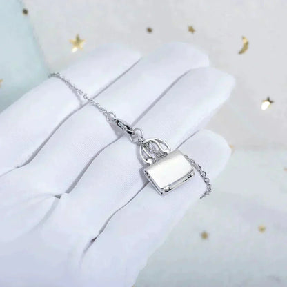 [Limara]AMULETTE PEDANT SILVER NECKLACE