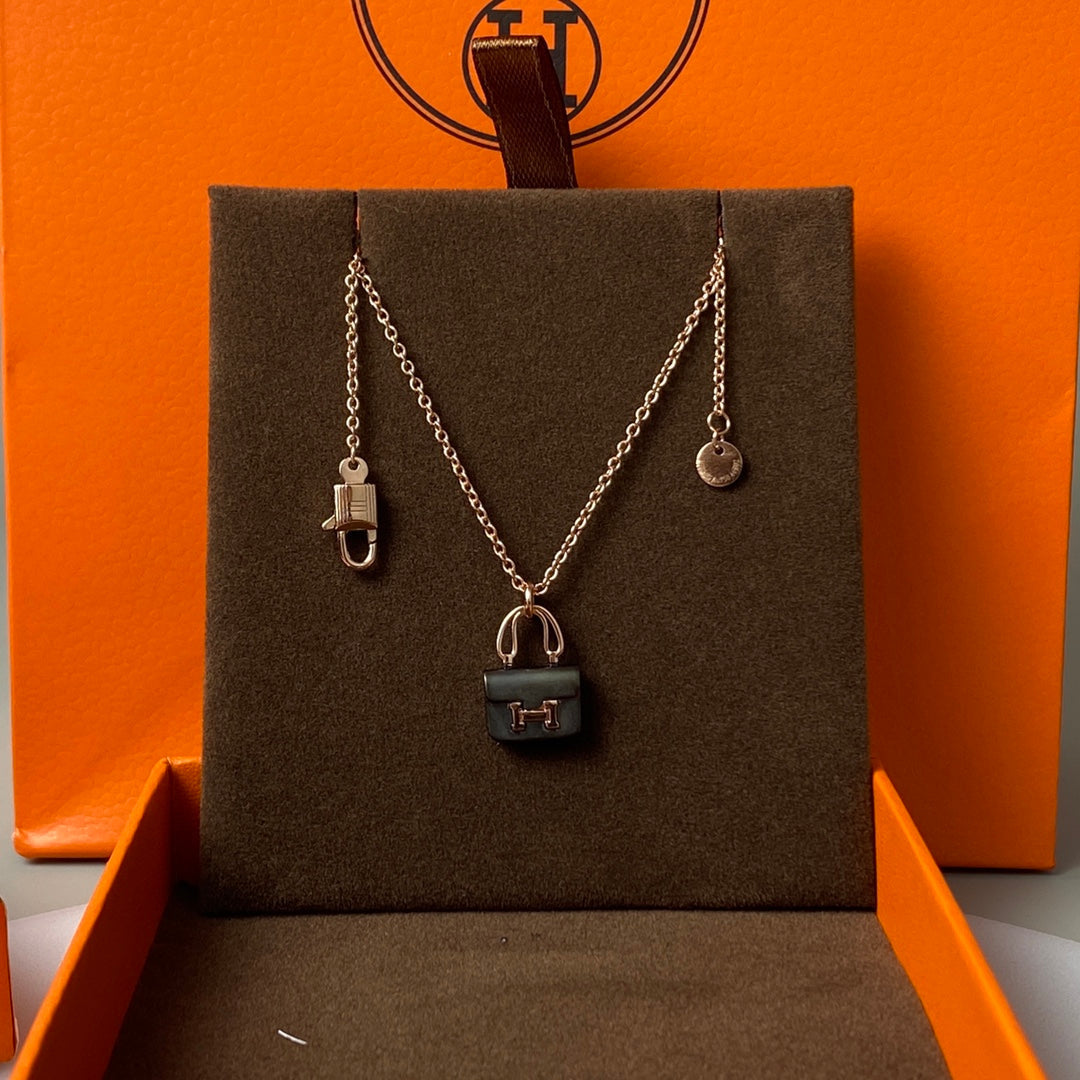 [Limara]CONSTANCE BLACK PEDANT ROSE GOLD NECKLACE