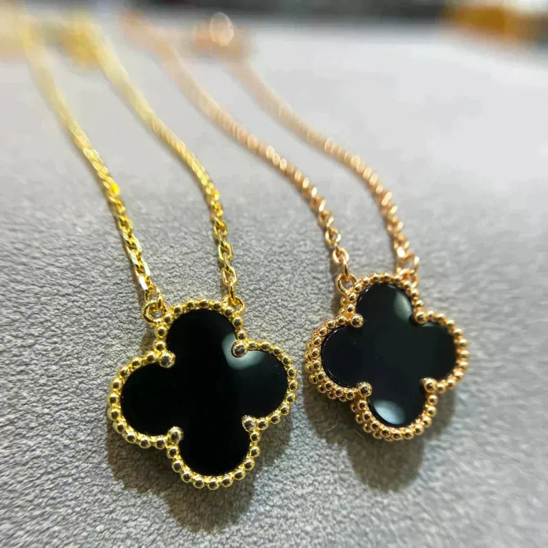 [Limara] CLOVER 15MM BLACK ONYX SINGLE FLOWER NECKLACE