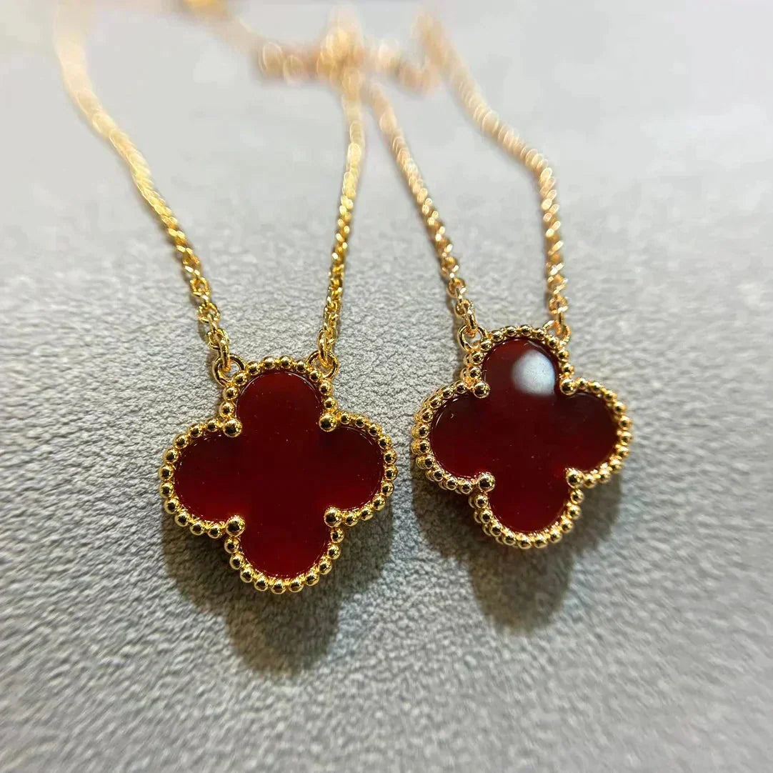[Limara]CLOVER 15MM CARNELIAN SINGLE FLOWER NECKLACE