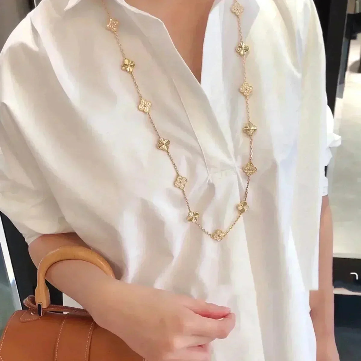 [Limara]CLOVER 20 MOTIFS LASER DIAMOND NECKLACE