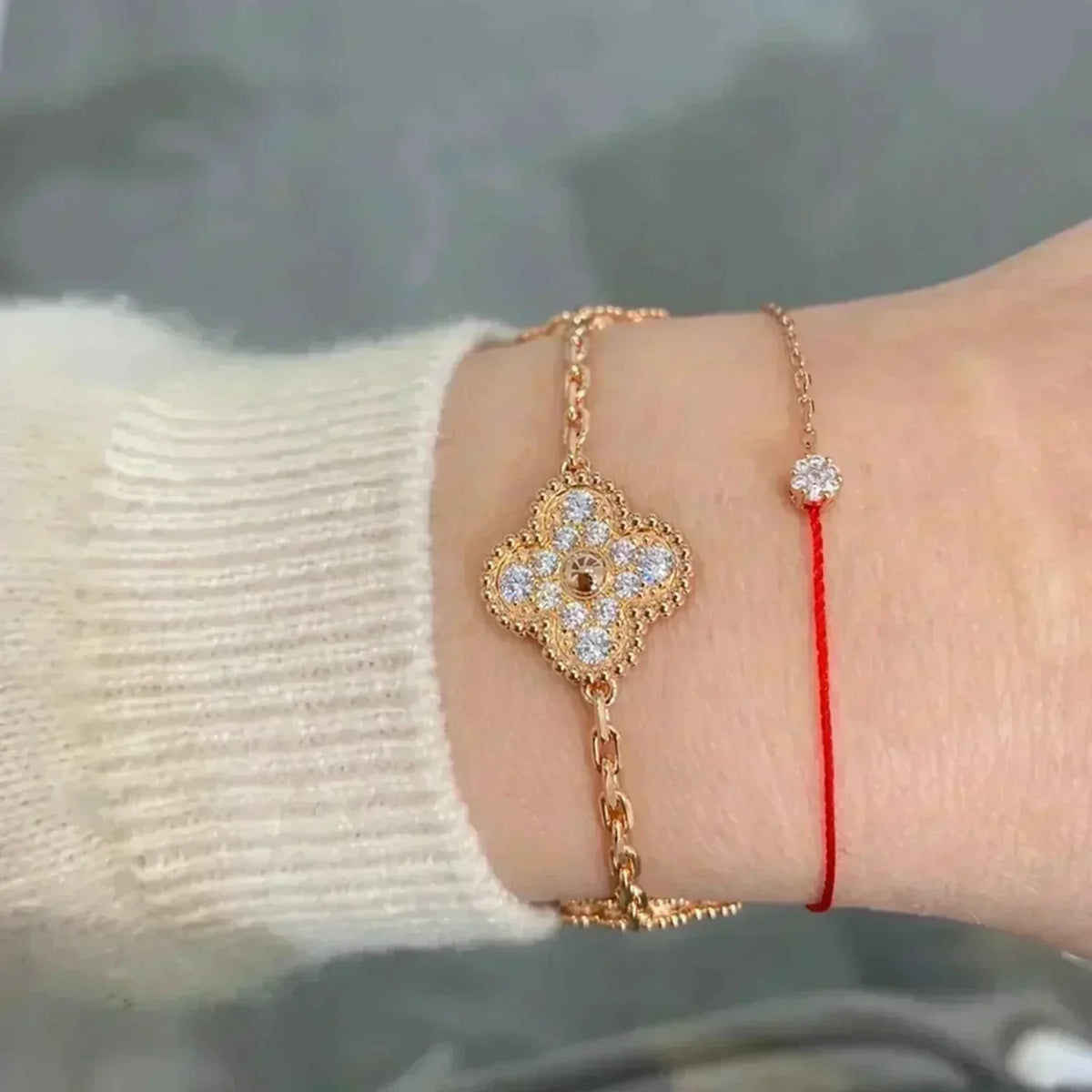 [Limara]LUCKY CLOVER 5-MOTIF BRACELET - FULL-DIAMOND