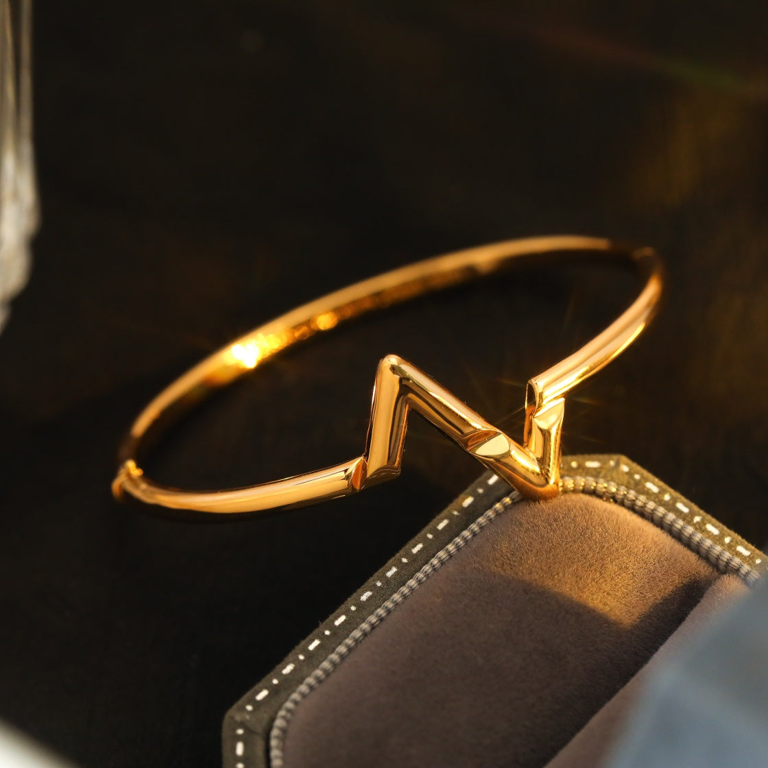 [Limara]VOLTE UPSITE DOWN BRACELET
