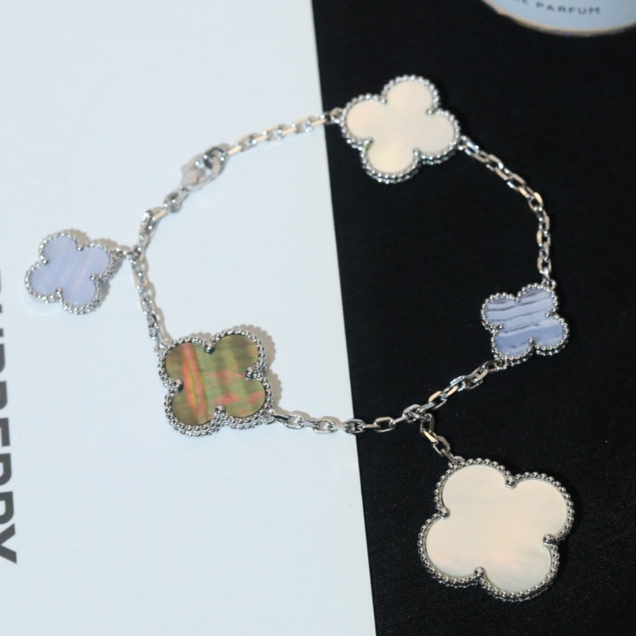 [Limara]CLOVER BRACELET 5 MOTIFS MOP CHALCEDONY SILVER