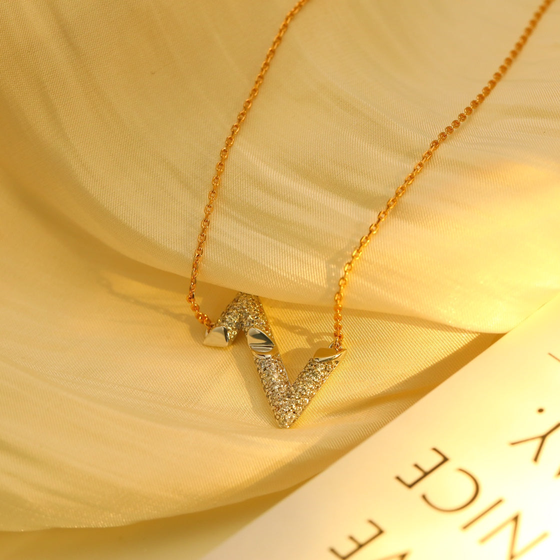[Limara]VOLT SILVER DIAMOND PEDANT NECKLACE