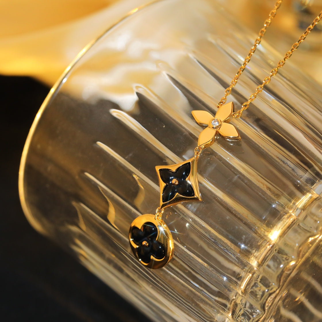 [Limara]STAR AND SUN ONYX ROSE GOLD NECKLACE