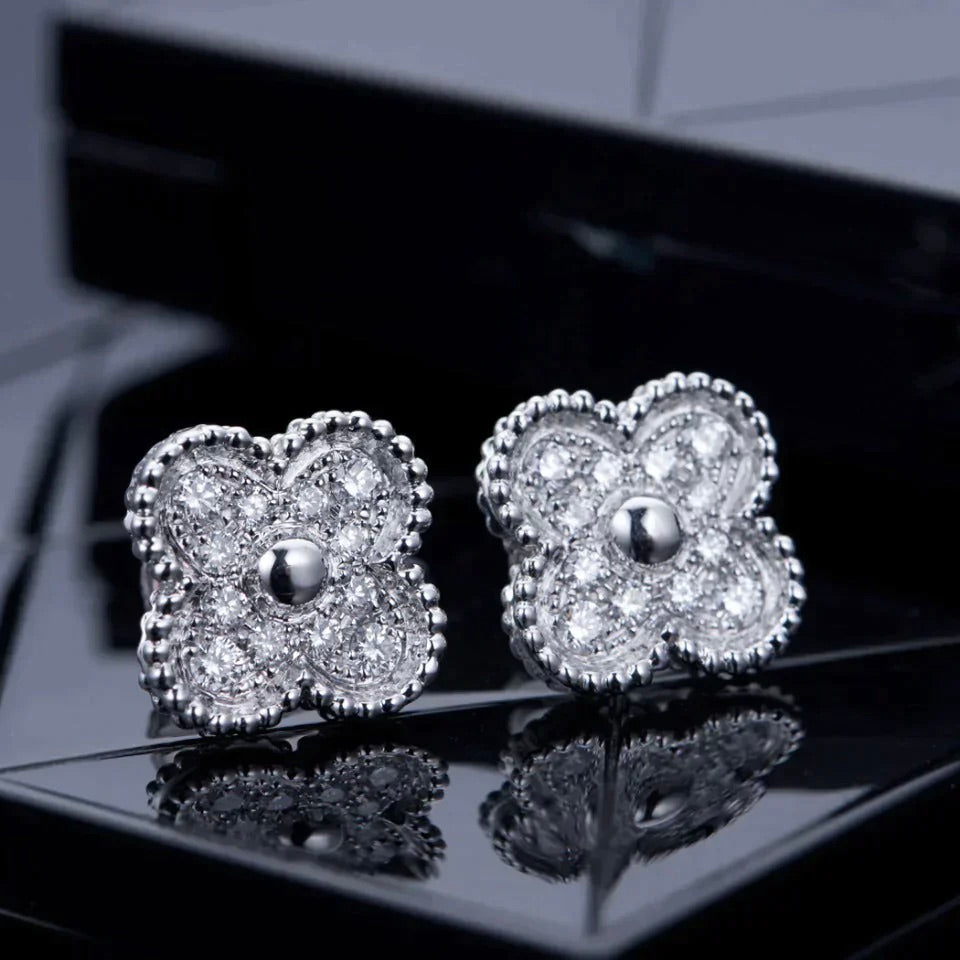 [Limara]CLOVER 1 MOTIFS DIAMOND STUD EARRINGS SILVER