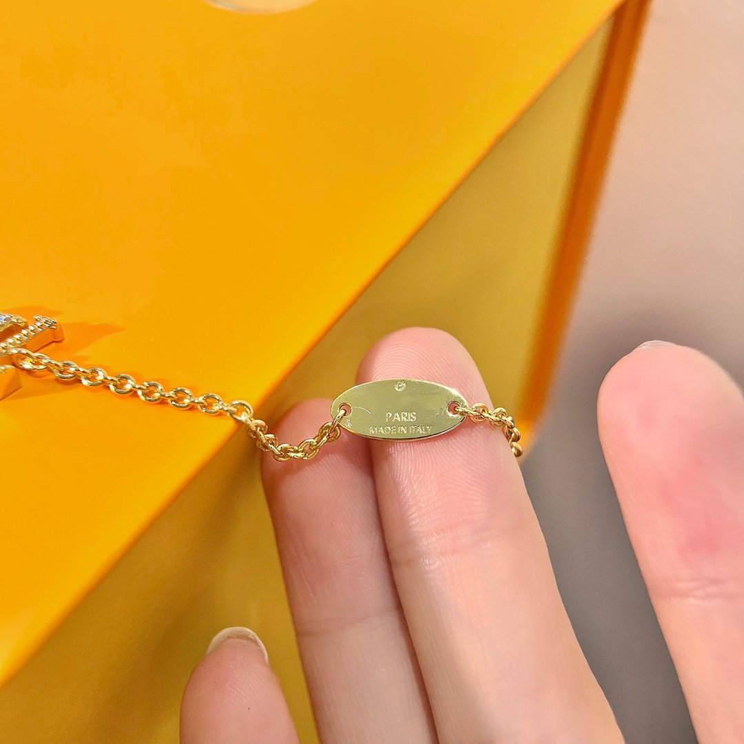 [Limara]LOGO STAR MOTIF GOLD BRACELET
