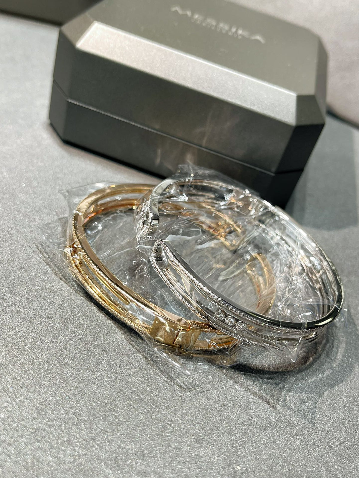 [Limara]MOVE 10TH PAVED DIAMOND BRACELET