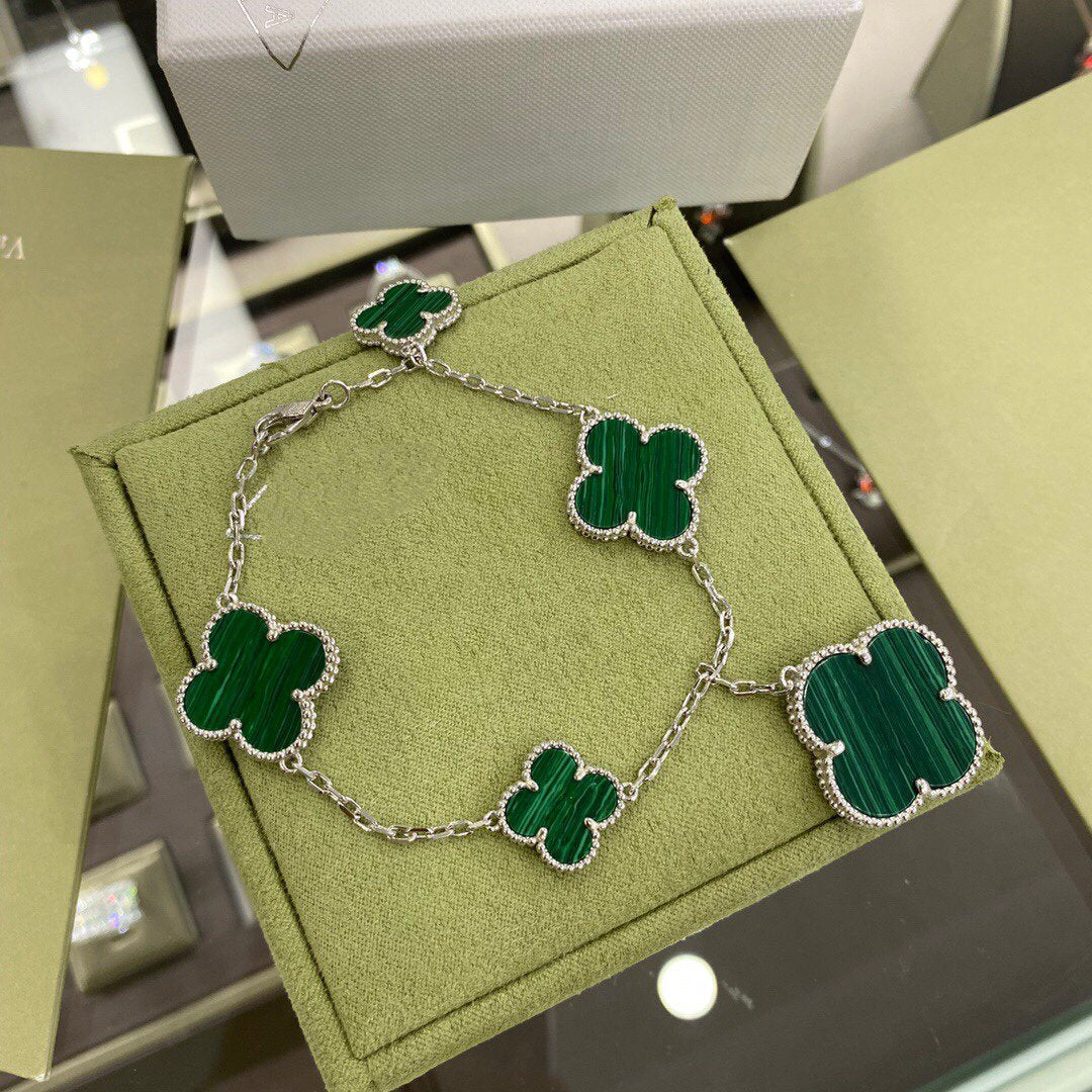 [Limara]CLOVER 5 MOTIFS SIVLER MALACHITE BRACELET