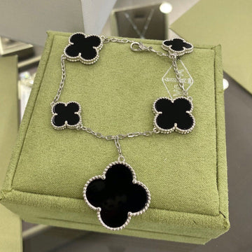 [Limara]CLOVER 5 MOTIFS SIVLER ONYX BRACELET