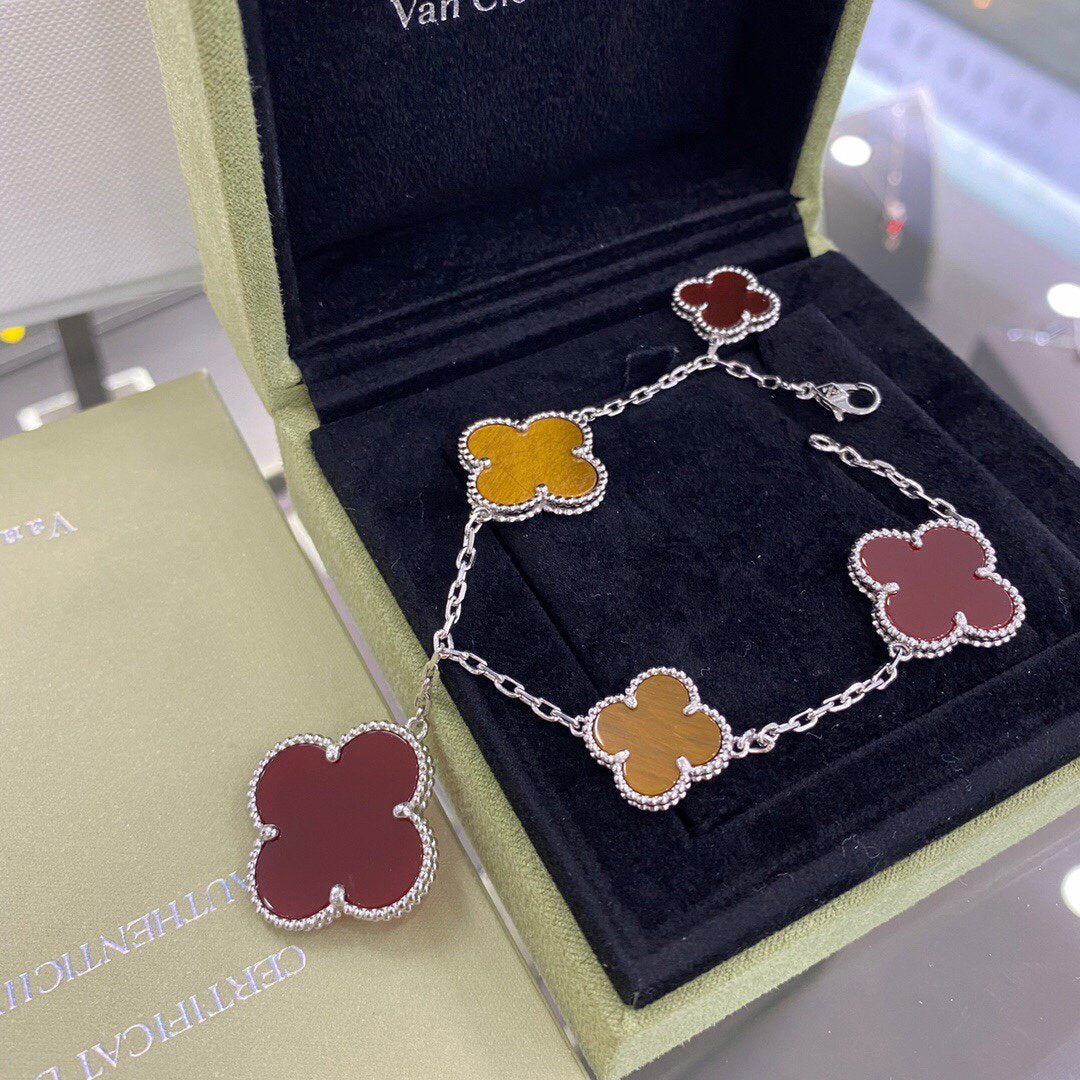[Limara]CLOVER 5 MOTIFS SIVLER CARNELIAN TIGER EYE BRACELET