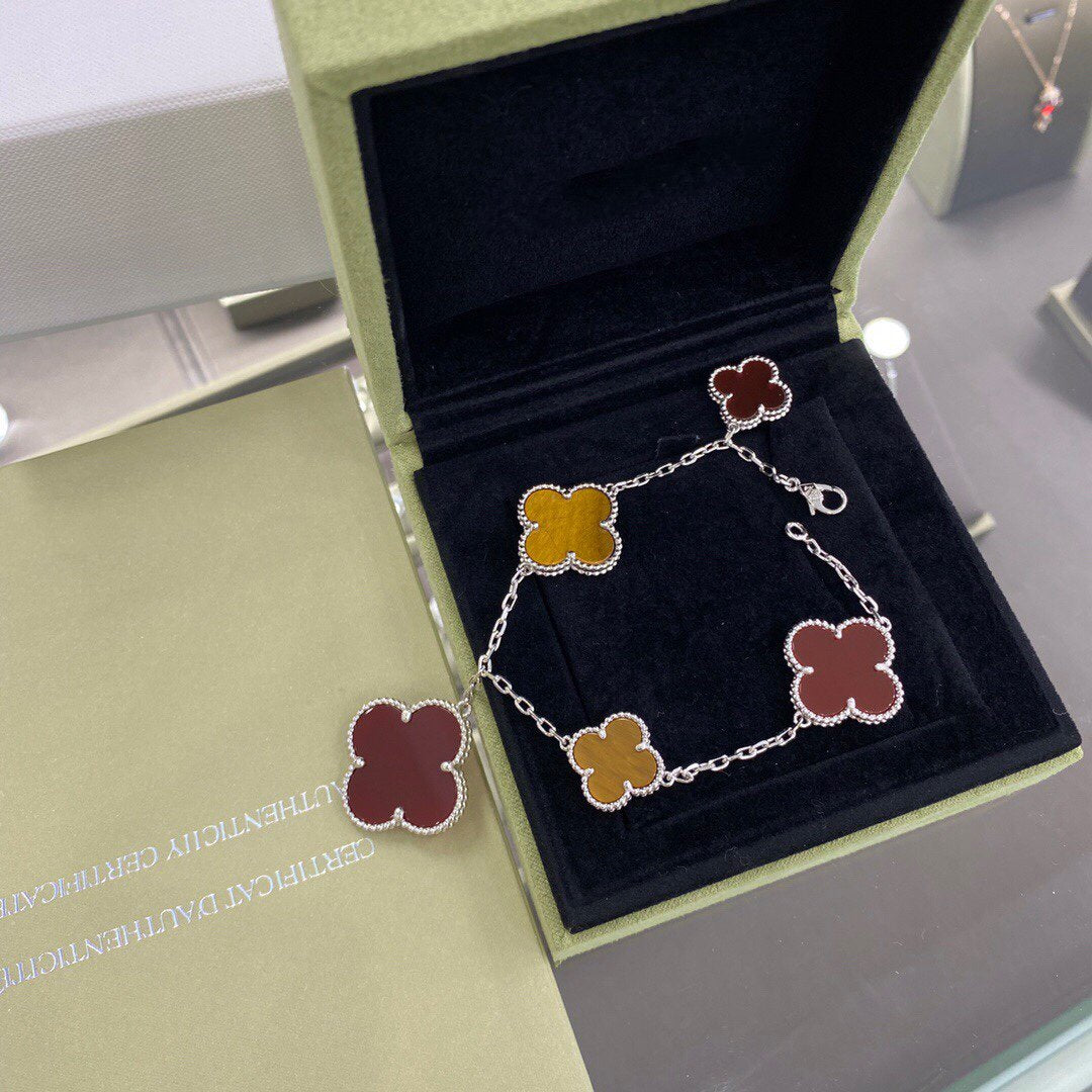 [Limara]CLOVER 5 MOTIFS SIVLER CARNELIAN TIGER EYE BRACELET