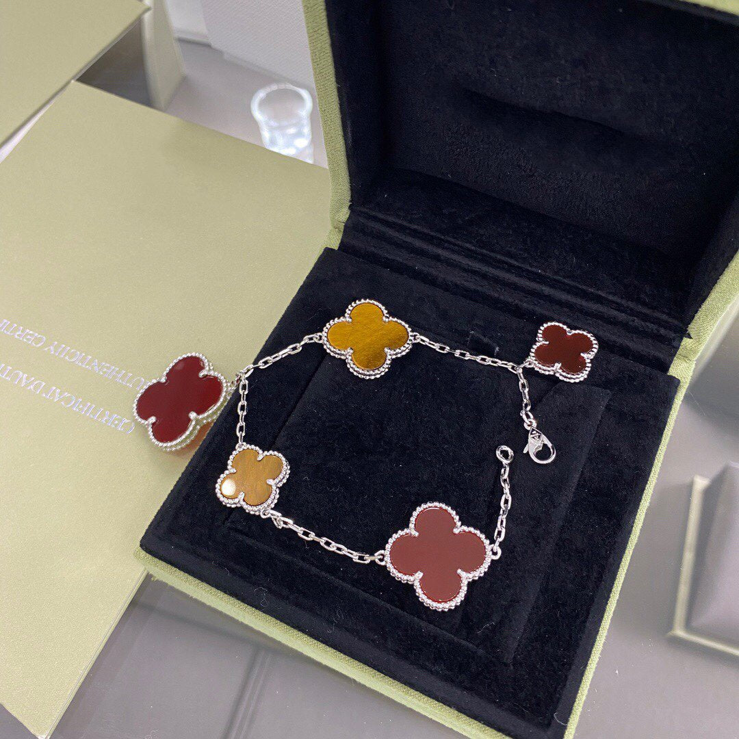 [Limara]CLOVER 5 MOTIFS SIVLER CARNELIAN TIGER EYE BRACELET