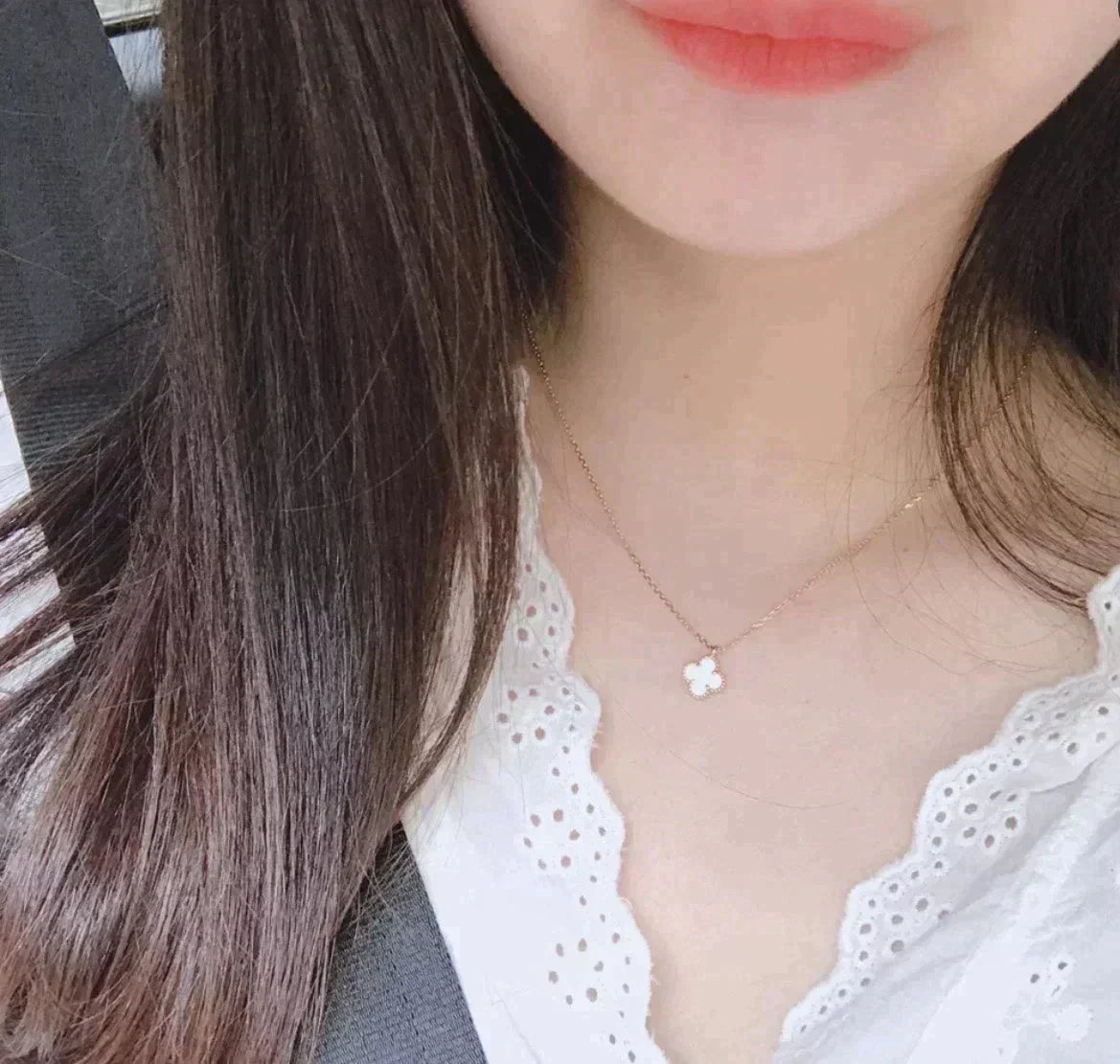 [Limara]CLOVER MINI 9.5MM WHITE MOTHER-OF-PEARL NECKLACE