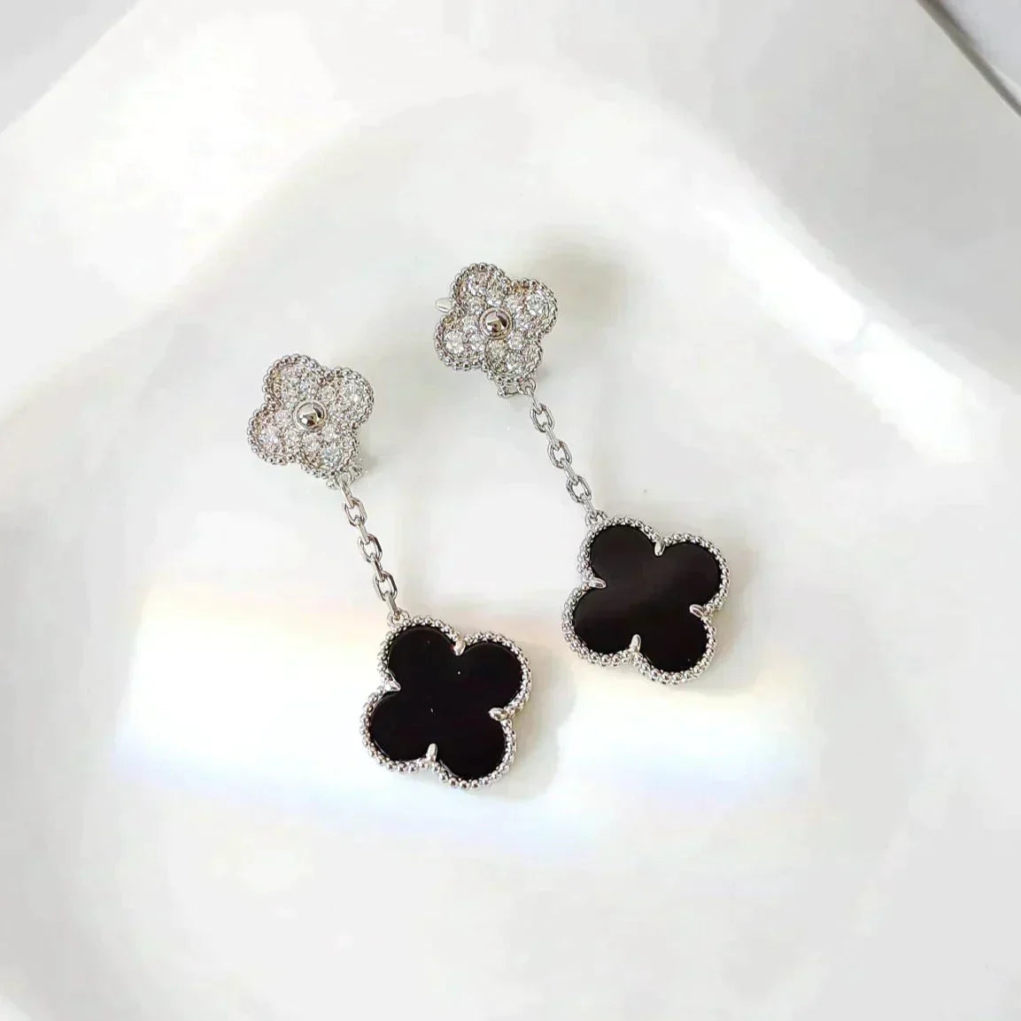 [Limara]CLOVER 2 MOTIFS  DIAMOND ONYX EARRINGS SILVER