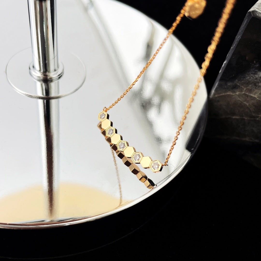 [Limara]BEE MY LOVE DIAMOND NECKLACE