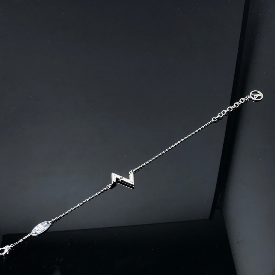 [Limara]VOLT LV LOGO BRACELET