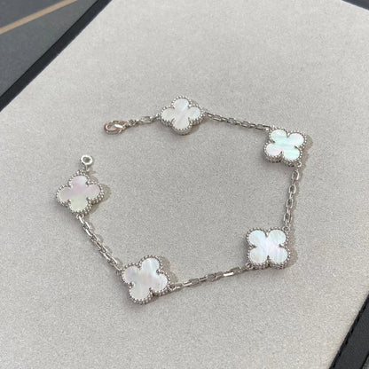 [Limara]LUCKY CLOVER 5-MOTIF BRACELET - WHITE MOTHER-OF-PEARL COLLECTION